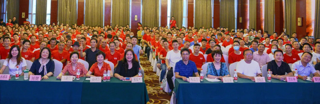 工匠鴻揚(yáng)齊心，家裝頑癥不再——2021鴻揚(yáng)家裝工匠團(tuán)隊(duì)建設(shè)提升啟動大會成功召開
